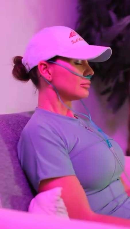 HIRE ME AS AN INFLUENCER